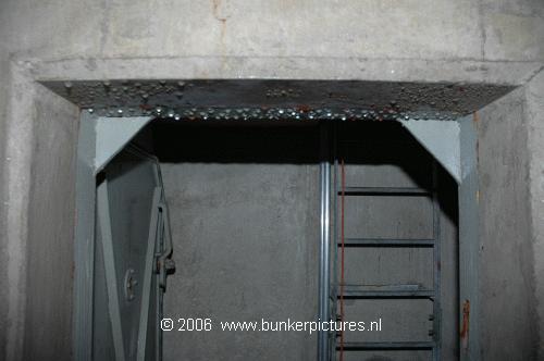 © bunkerpictures.nl - KLD-bunker entrance